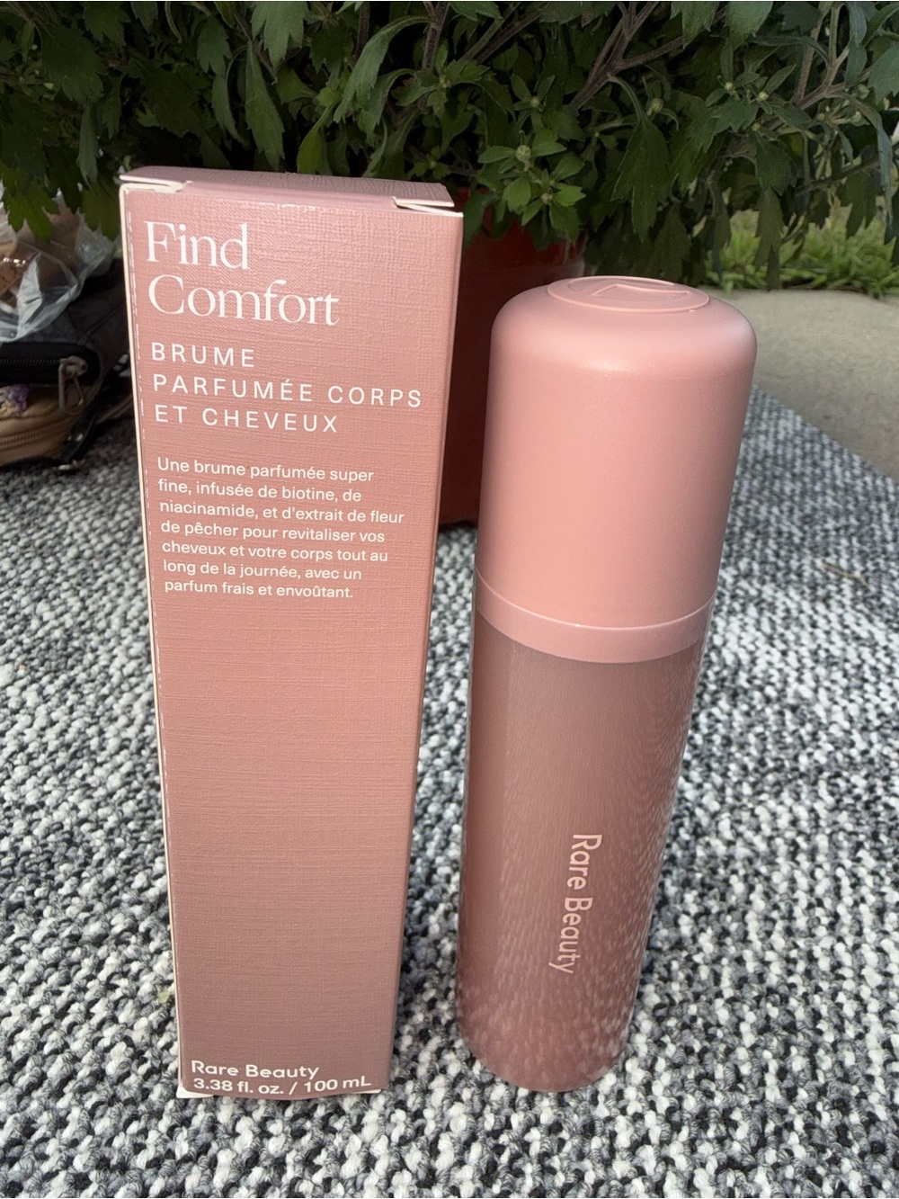 Rare Beauty Find Comfort Body & Hair Mist — Dusty Rose Pink - Picture 3 of 10